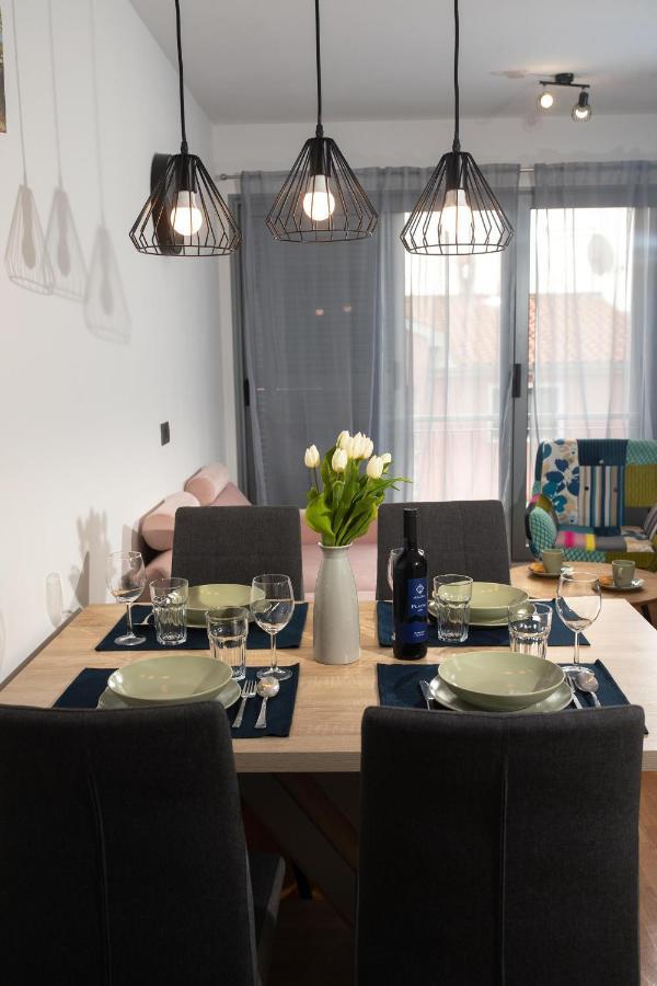 Apartment Moon Ровінь Екстер'єр фото