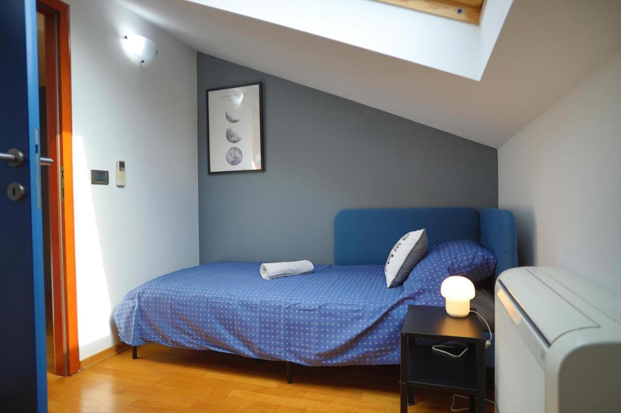 Apartment Moon Ровінь Екстер'єр фото